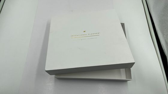 Universal Custom Handmade Luxury Matt White Lip And Base Gift Paper Box For Scarf